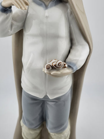 Lladro 'Boy With Snails' Figure 4896 Retired Beutiful Condition Made In Spain