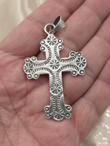 Vintage Mexico 925 Sterling Silver Ornate Cross Pendant Religious Jewelry 12.3g