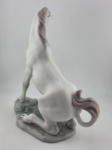 Rare Ltd Ed. Lladro Privilege Figurine " Magical Unicorn" #7697. Retired 2004