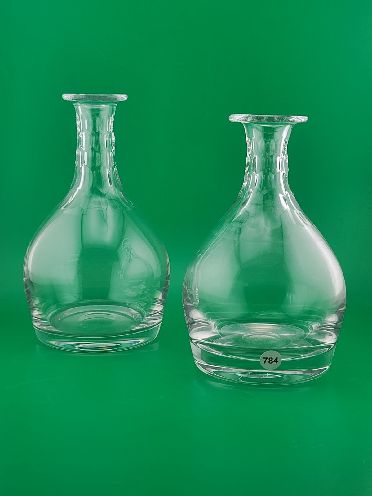 Set Of 2 William Yeoward Crystal Decanters Honeycomb Cut Signed 6.25" & 6.75"