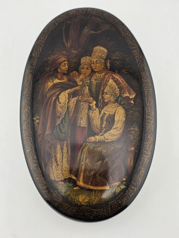 Vintage Russian Fedoskino Lacquer Box Hand Painted Signed Oval Folk Art Jewelry