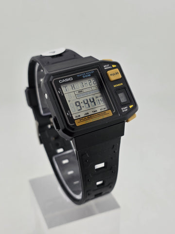 Ultra Rare Vtg Casio JP-100W Pulse Check digital watch 1987 First Pulse Watch