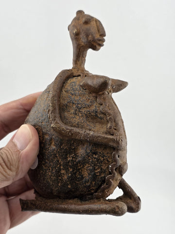 Rare Antique Pair Of Sitting Ethnic Tribal Women Bronze figure Dogon Mali Africa