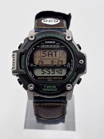 Private Vintage Casio Pro Trek PRT-30 1405 Twin Sensor Alti Thermo Digital Watch