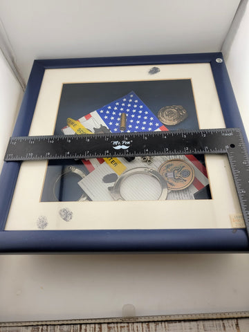 Vintage Rare Detective / Police Shadow Box collection accent de barbizon