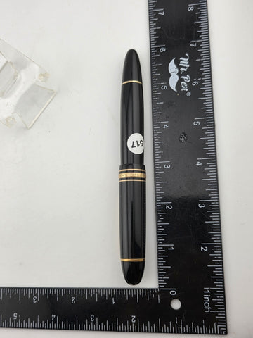 Montblanc 149 Fountain Pen, Tri-color 18C Broad Nib, late 1960s-Exc Condition
