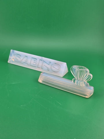 Set Of 2 Vintage Signed Sabino France Opalescent Glass Knife Rest “vase” & Sign.