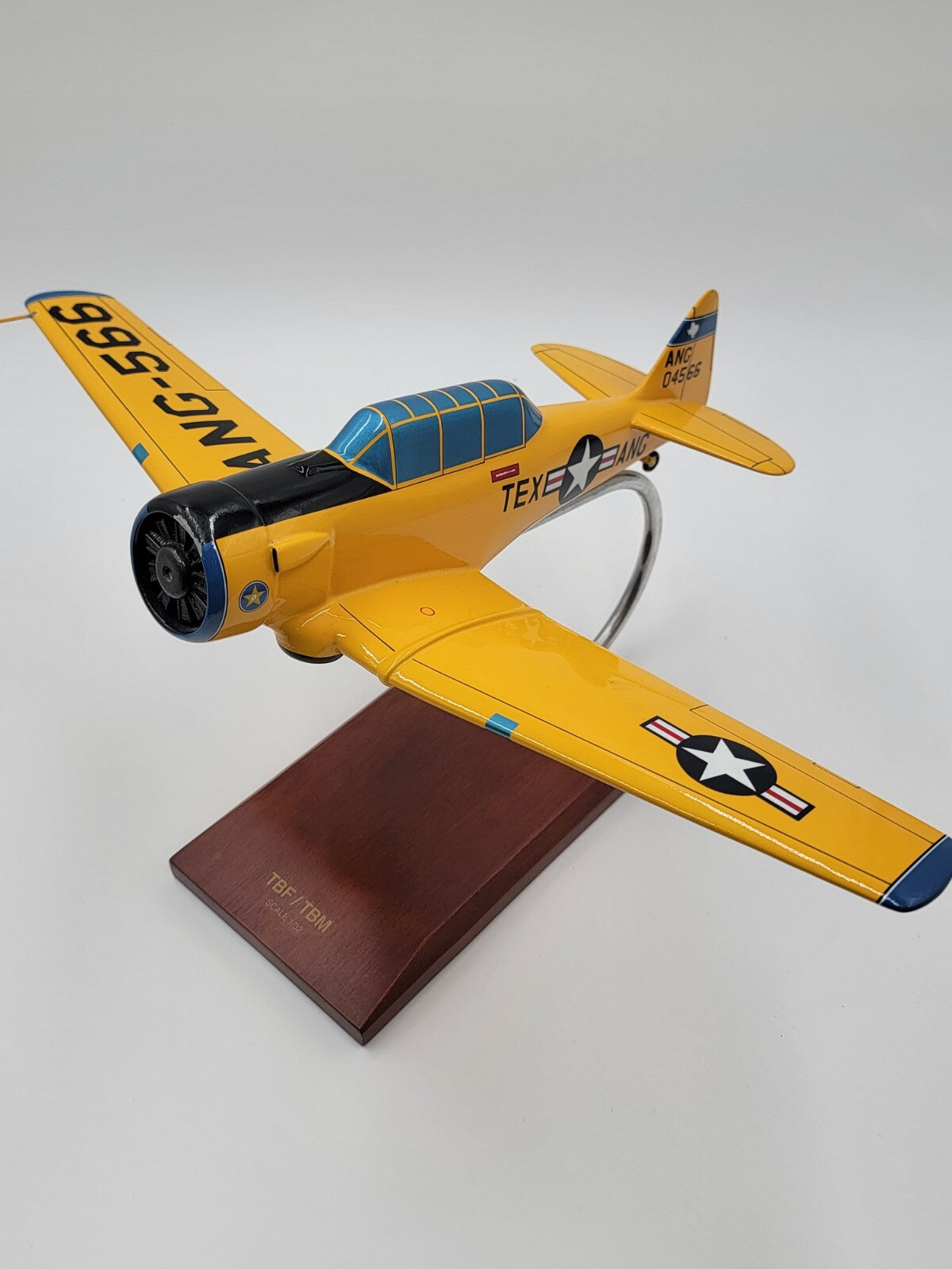 Vintage Collectible Mastercarft TBF/TBM-3 Avenger USN Model 1/32 W Display Stand