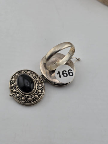 Rare Vintage 925 STERLING SILVER AND BLACK ONYX POISON/PILL LOCKET RING SIZE 8.5