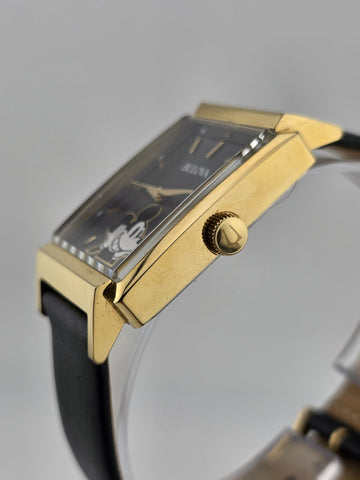 Vintage Collectible Disney Parks Mickey Mouse Watch by Bulova. Mint Condition.