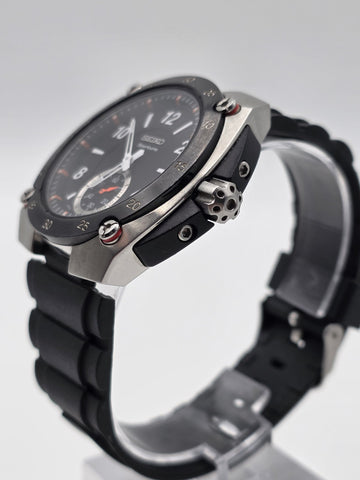 Seiko Sportura SRK025P1 6G28-00P0 Sapphire 100M Quartz Men's Watch 44mm. Works.