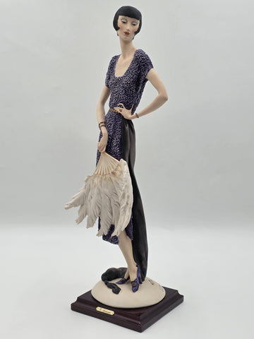 Giuseppe Armani Lady W Fan Figurine Ltd Edition #387C. 739/5000. Exclusive. Read