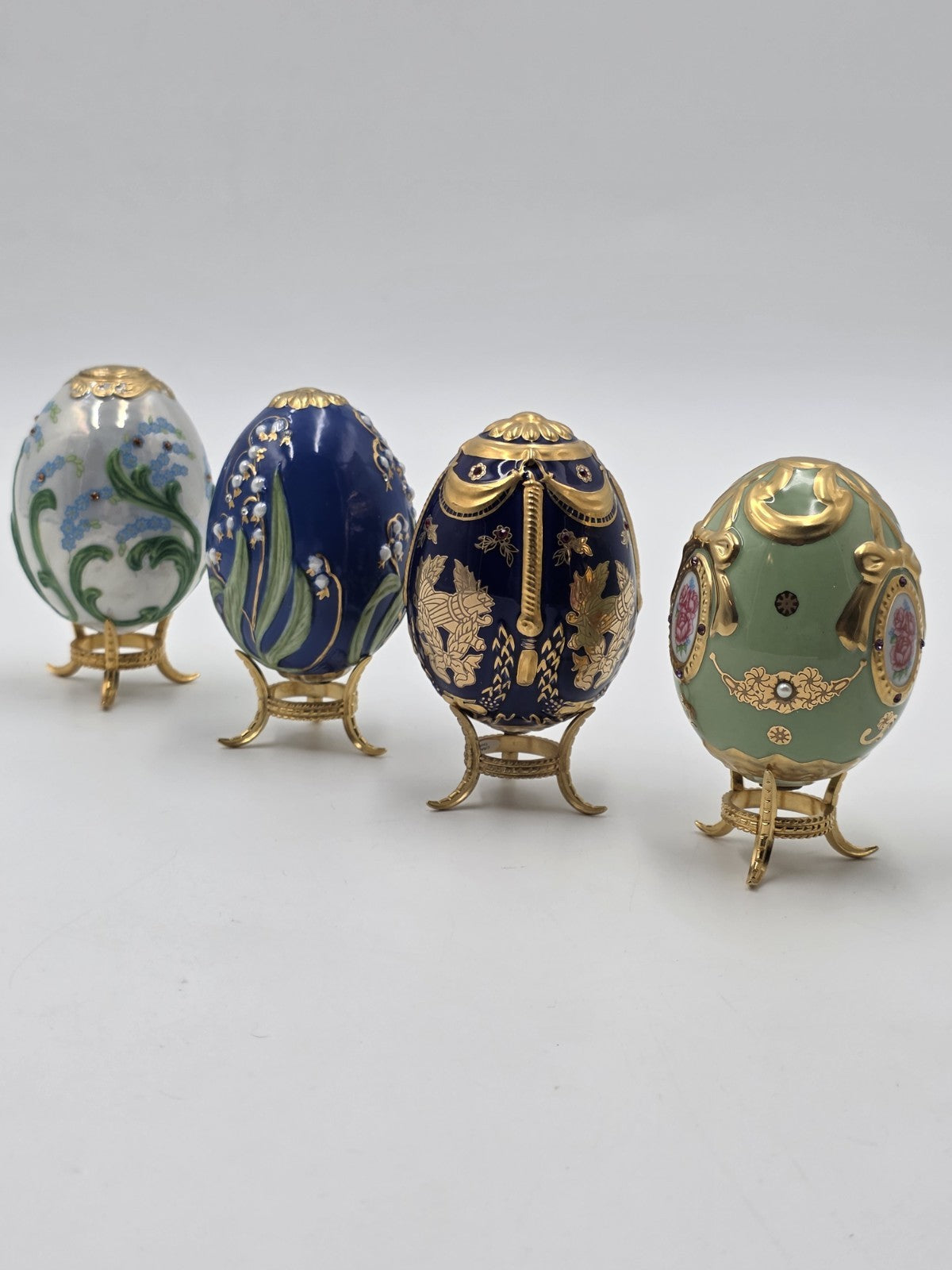 Set Of 4 Franklin Mint House of Faberge Jeweled Imperial Eggs Stands Boxed
