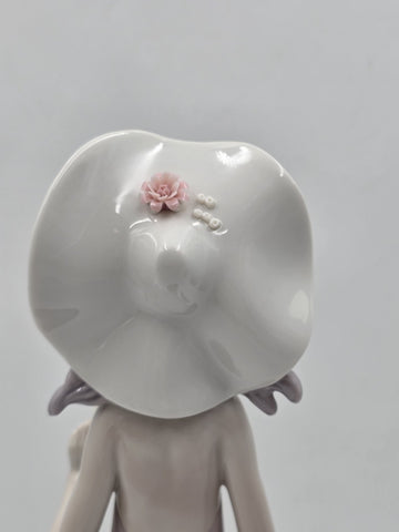 Vtg 1983 Lladro The Debutante #1431 Lady in Hat Figurine Retired W Original  Box