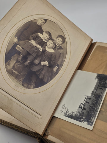 ANTIQUE 19TH C VICTORIAN BROWN CABINET TIN TYPE PHOTO FAMILY ALBUM. ALMOST FULL.