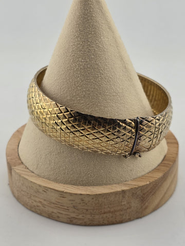 Veronese Wide Diamond Cut Flexible Bangle Bracelet Gold Over Sterling Silver.