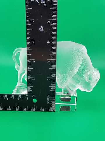 VINTAGE LALIQUE BUFFALO BISON PAPERWEIGHT FIGURINE FRANCE SIGNED. VG CONDITION