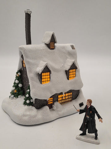 NEW Harry Potter Hawthorne Village Zonko's Joke Shop Lighted COA Figure. Works.