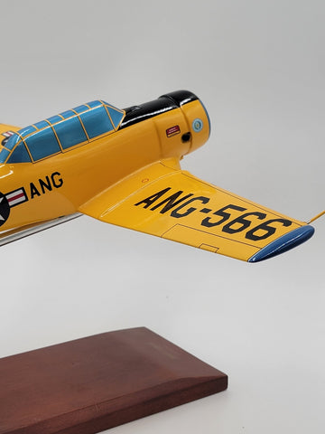 Vintage Collectible Mastercarft TBF/TBM-3 Avenger USN Model 1/32 W Display Stand