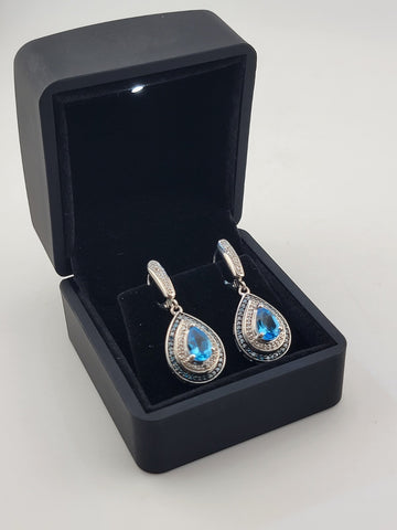Gorgeous Set Of Natural Blue Topaz & Natural Cut Diamonds Earings W Certificate
