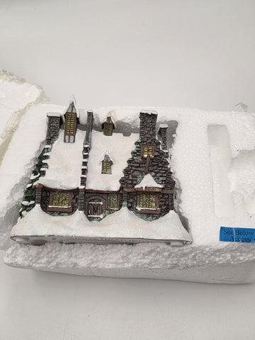 Hawthorne Village Harry Potter Hog's Head Inn Lighted Christmas Village B6830