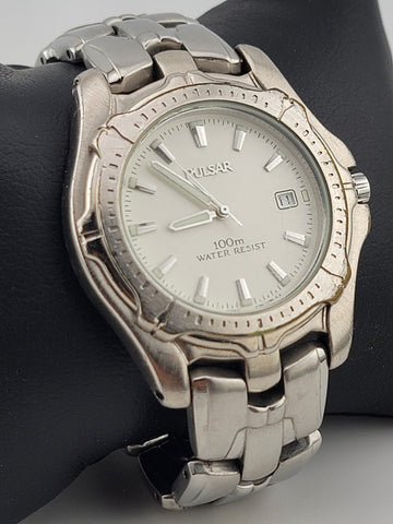 PULSAR Men's Silver Tone Stainless Steel White Dial Quartz WATCH V372-0240 Works