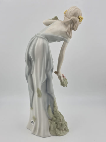 Royal Doulton "SUMMER'S DARLING" Figurine HN3091 Reflection Collection Signed.