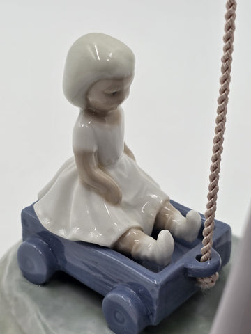 lladro Girl Pulling Wagon No. 5044 Collectible Figurine w/ Original Box 11" 1978