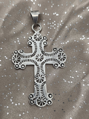 Vintage Mexico 925 Sterling Silver Ornate Cross Pendant Religious Jewelry 12.3g