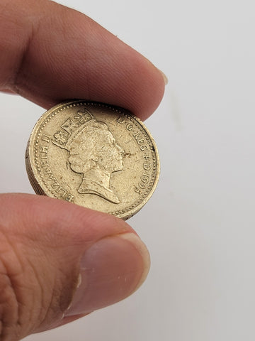 Rare 1995 One Pound “I’M GWLAD   PLEIDIOL WYF” Upside Down Error. Beautiful Coin