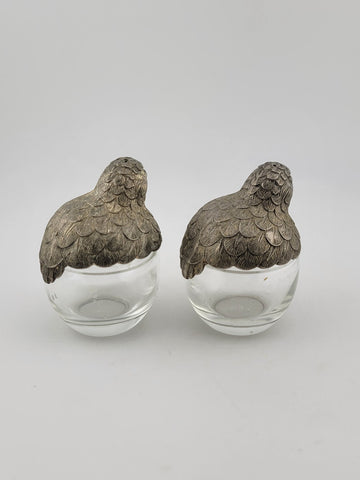 Rare Vintage Set Of 2 Small Bird Glass Salt Shakers with Metalscrew-on lids.