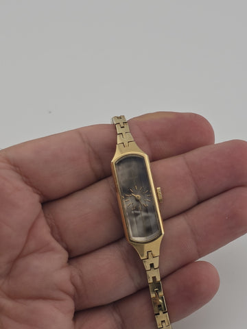 VINTAGE SEIKO 1520-366G 17 JEWELS SILVER GOLD PLATED BEVEL CRYSTAL WATCH WORKS