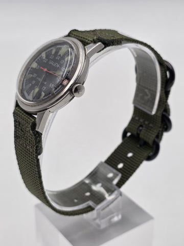 1950's Gruen 17 J Military Field Watch 24 Hour Dial Date Mechanical 35mm. Works.