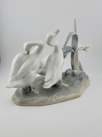Lladro #4549 Geese With Snail on Reeds Large Porcelain Figurine-RARE RETIRED!