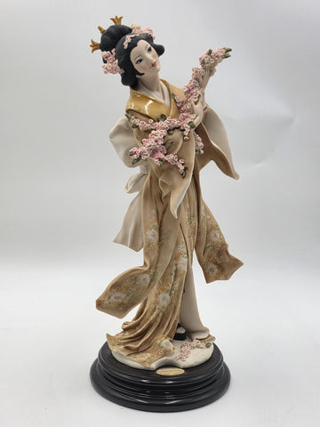 VINTAGE GIUSEPPE ARMANI ITALY FIGURINE MADAME BUTTERFLY 1533C. 621/5000 With COA