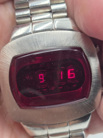 Rare Vintage 1960s Eagle USA EA101 LED Digital Watch Red Display Space Age Works