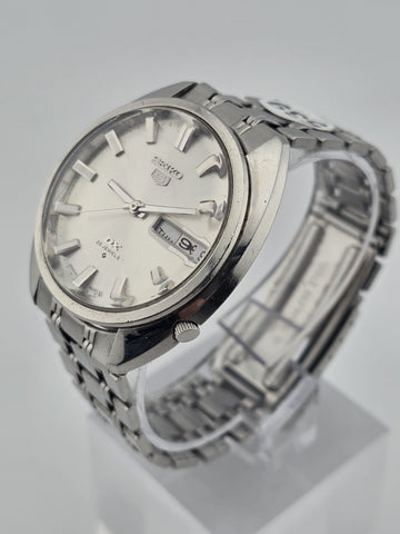 Vintage Seiko 5 DX 6106-8131 25 J Automatic 37mm Day Date JDM. Working.