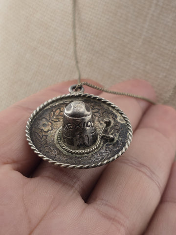 Vintage Taxco 925 Sterling Silver Mexico Sombrero Hat Pendant Necklace.