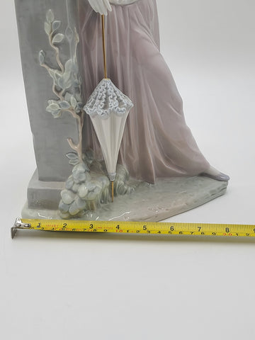 Vintage Large Lladro Retired Stunning Mint Condition Perfect #4850 Esthetic Pose