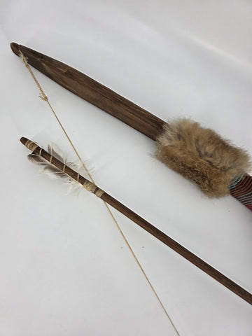 Rare Vintage Native American Bow & Arrows Tribe w/Fur & Leather 44” Long.
