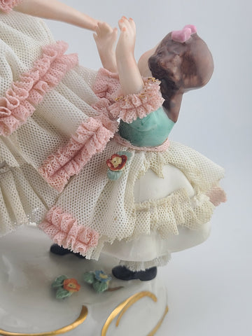 Rare Antique Dresden Porcelain Germany Lace Mother with Daughters and Flowers