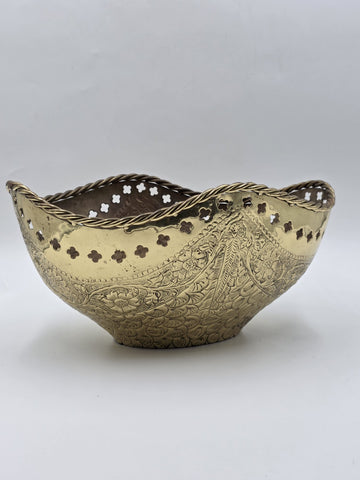 Large Antique Hand Hammered Brass Pierced Floral Bowl Jardiniere Rope Rim
