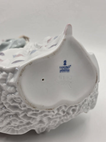 Vintage Lladro Porcelain Figurine "Summer Serenade," # 6193. retired 2004