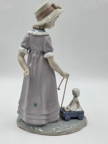 lladro Girl Pulling Wagon No. 5044 Collectible Figurine w/ Original Box 11" 1978