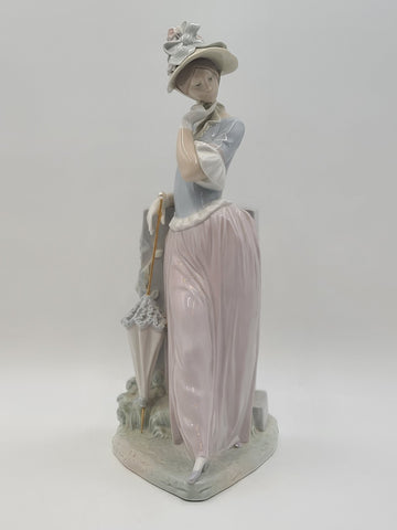 Vintage Large Lladro Retired Stunning Mint Condition Perfect #4850 Esthetic Pose