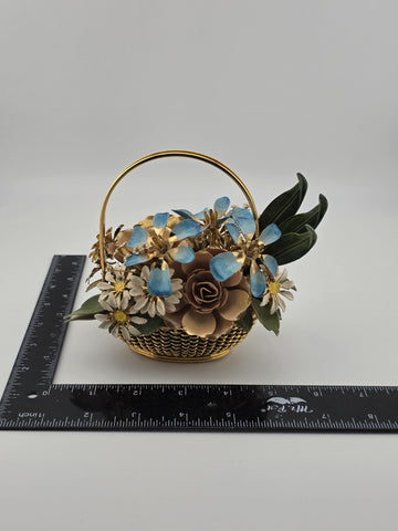 Vintage 1977 Gloria Vanderbilt Flowers of the Seasons Summer Boquet Metal Basket