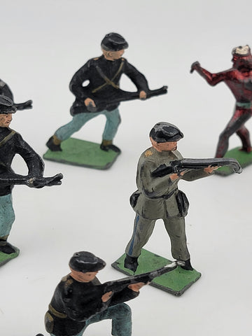 Large Lot Of Antique Britains Detailed Civil War/ Indian Toy soldiers lead metal