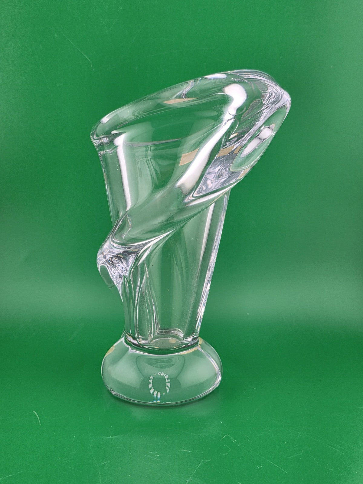 VINTAGE MCM ART VANNES LE CHATEL CALLA LILY VASE 7" CLEAR FRENCH ART GLASS
