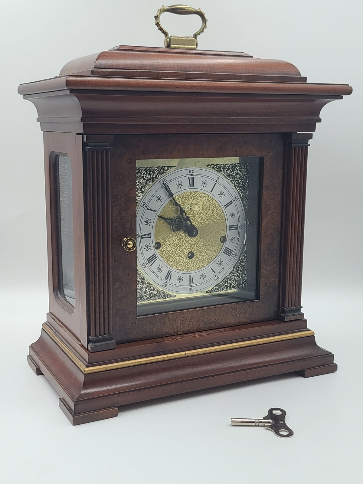 Howard Miller Thomas Tompion Mantel Clock 612436 Windsor Cherry. Works Great.