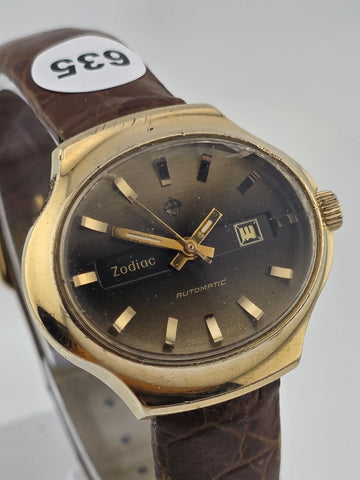 Vintage 1960's Ladies Date Oval Zodiac Automatic Watch. Gold Filled. Working